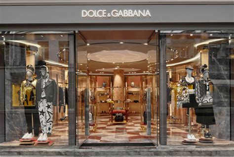 dolce gabbana paris faubourg saint honoré|Dolce&Gabbana Boutique in Paris 3/5 Rue Du Faubourg Saint .